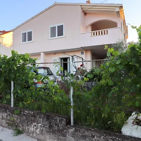 Sergej - Vito Apartament Drače